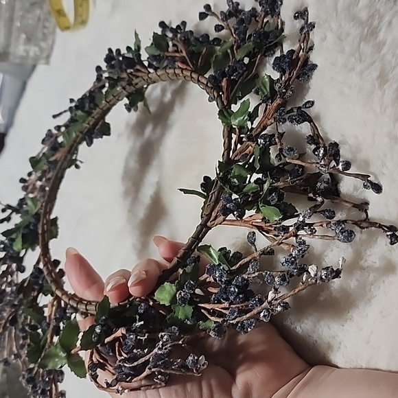 BLUEBERRY  WREATH -  OR -  CANDLE RING. - Picture 2 of 2